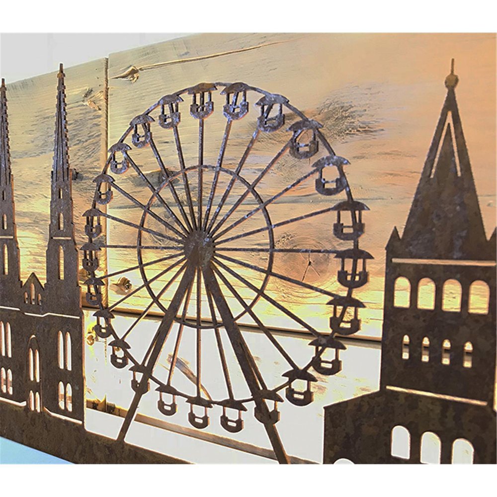 Beleuchtete Skyline mit Riesenrad, Detail